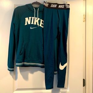 Nike Sweatshirt & Leggings; Dark Turquoise/Teal; Sweatshirt S - Leggings XS; $6